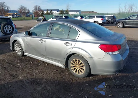 2010 Subaru Legacy 2.5I Premium z USA, uszkodzony, nr VIN 4S3BMBB67A3238700